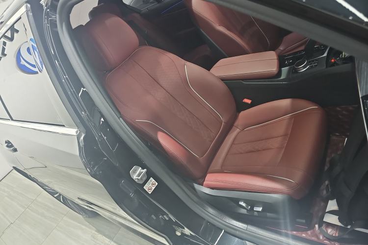 Used BMW 5 Series 2021 530Li Leading Model M Sport Package
