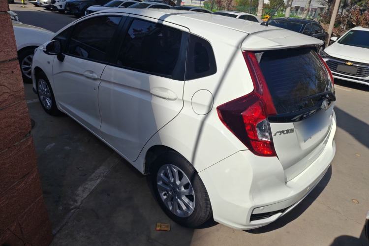 Used Honda Fit 2018 1.5L CVT Comfort Sunroof Version Exterior 2