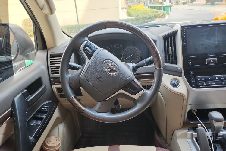 Used Toyota Land Cruiser 2019 4.0L GX-R 7 Seats Parallel Import
