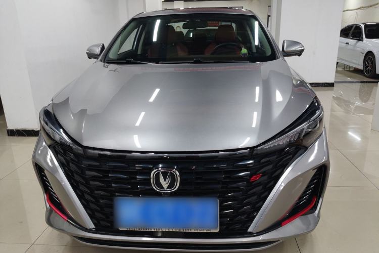Used CHANGAN Eado 2023 Changan Edition PLUS Blue Whale NE 1.4T GDI DCT Prestige Version Front