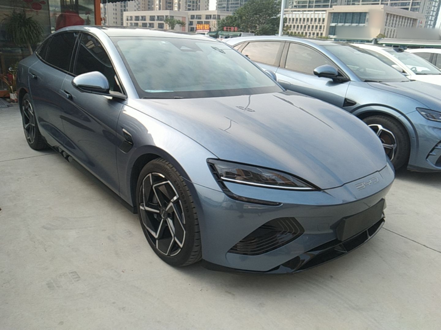 BYD Seal 2022 700 km Long-Range Rear-Wheel-Drive Version — снимка 3