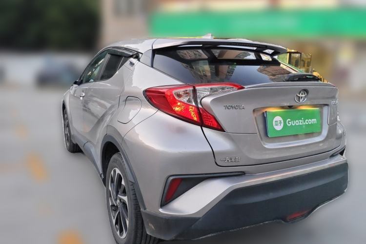 Used Toyota IZOA 2018 2.0L Yichi Version China VI Standard