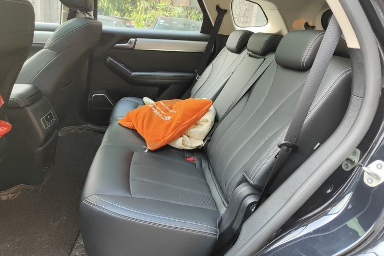 Used BYD Tang 2018 2.0T Automatic Smart Connect Prestige 7-Seater China V Standard Left Rear Seat