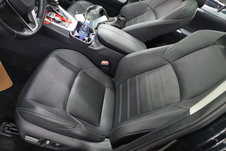 Used Toyota Wildlander 2023 Dual-Motor 2.5L E-CVT Four-Wheel Drive Prestige Edition Left Front Seat