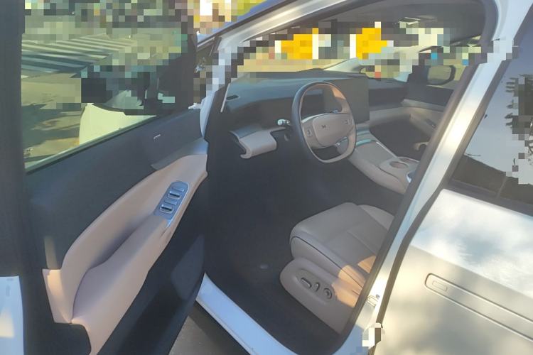 Used XPeng X9 2024 640 All-Wheel Drive High-Performance Max Driver Seat