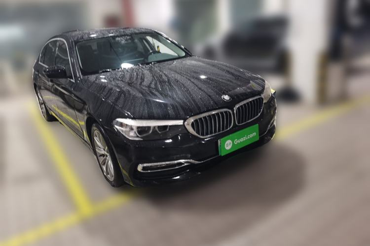 Used BMW 5 Series New Energy 2019 Updated Version 530Le Luxury Package Front Right 45 Deg
