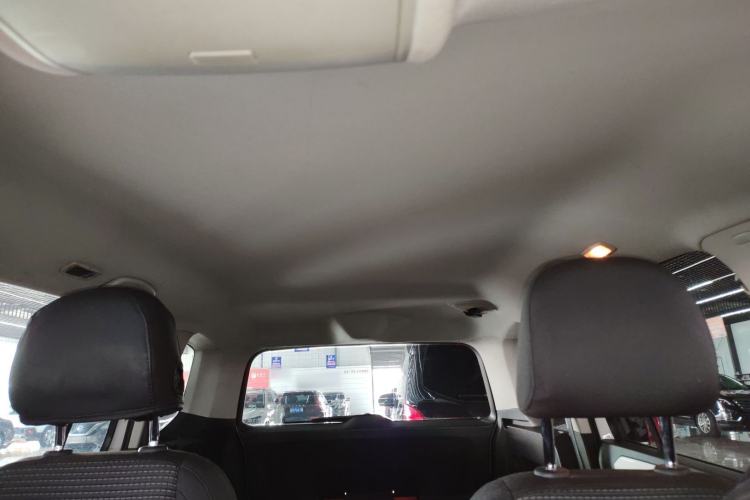 Used Volkswagen Touran 2016 Volkswagen Touran L 280TSI Manual Trend Edition
