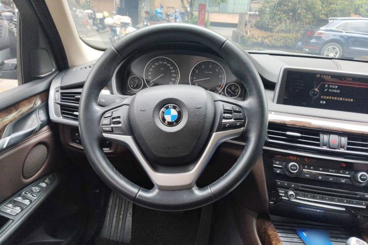Used BMW X5 2014 xDrive35i Leading Model
