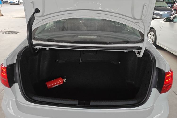 Used Volkswagen Sagitar 2018 280TSI DSG Comfort Model Trunk