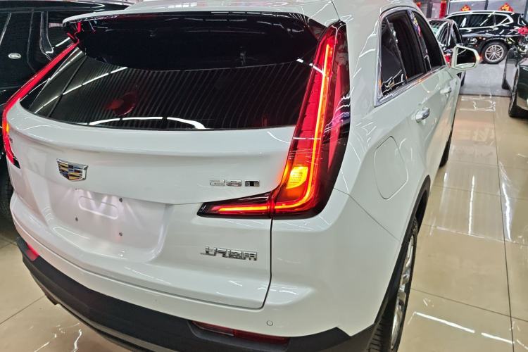 Used Cadillac XT4 2018 28T Two-Wheel Drive Leading Version