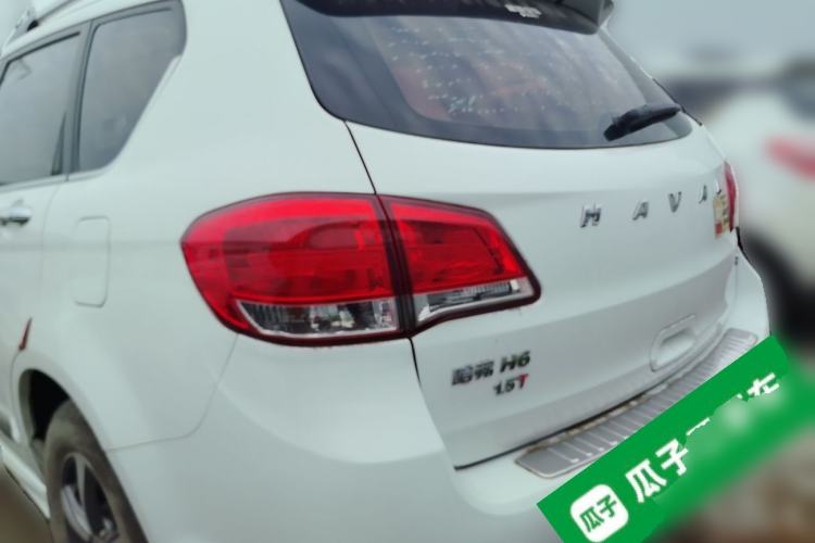 Used Haval H6 2014 Upgraded Model 1.5T Manual Two-Wheel Drive Elite Version
