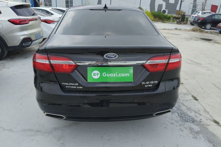 Used Ford Taurus 2017 EcoBoost 325 V6 Flagship Model Rear