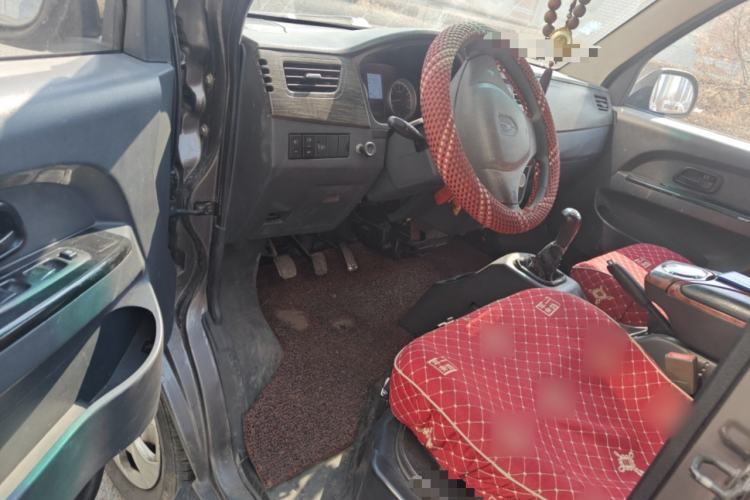 Used Jinbei Hiace X30 2013 1.3L Standard Version
