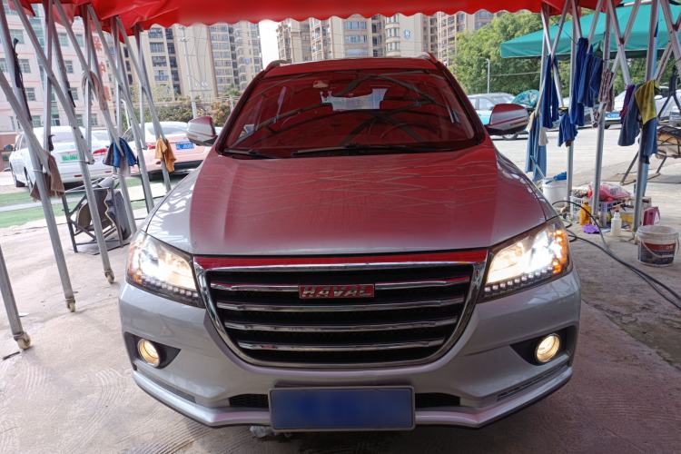Used Haval H2 2016 Red-Label 1.5T Automatic Two-Wheel Drive Luxury Model

