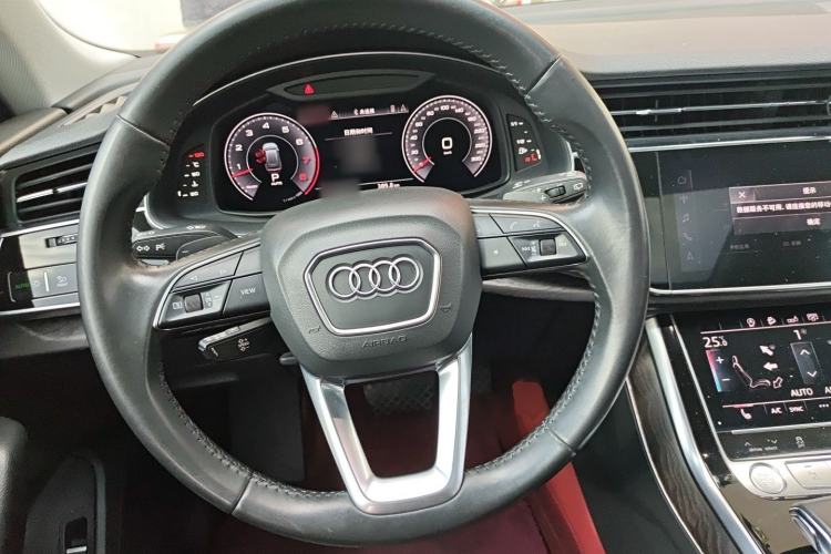 Used Audi Q8 2019 55 TFSI Luxury Dynamic Model