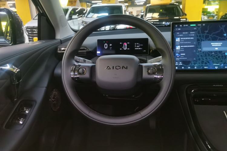 Used AION V 2026 Model Aion Tyrannosaurus Family Edition 650 Zhi Zun Edition Steering Wheel