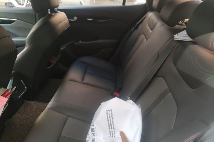 Used Dongfeng Aeolus Yixuan 2020 230T Automatic Cool Stylish Dark Knight Edition
