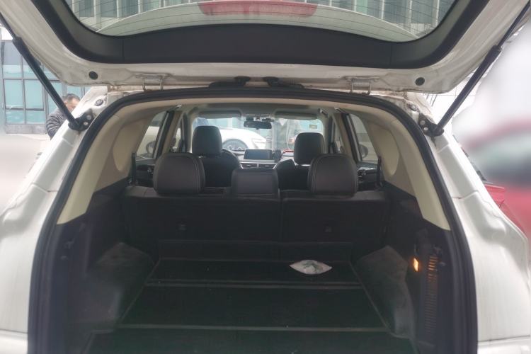 Used Dongfeng Fengon 580 2020 1.5T CVT Luxury Edition Trunk