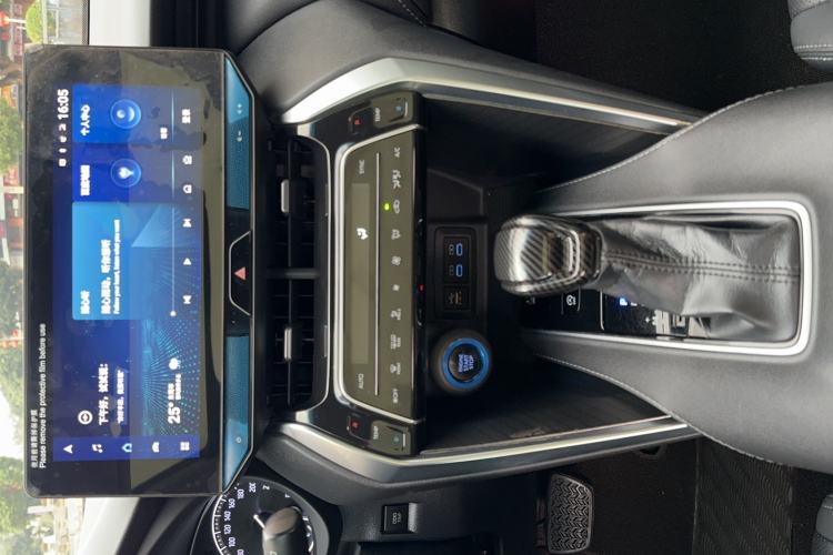 Used Toyota Harrier 2022 2.0L CVT Two-Wheel Drive Deluxe Edition
