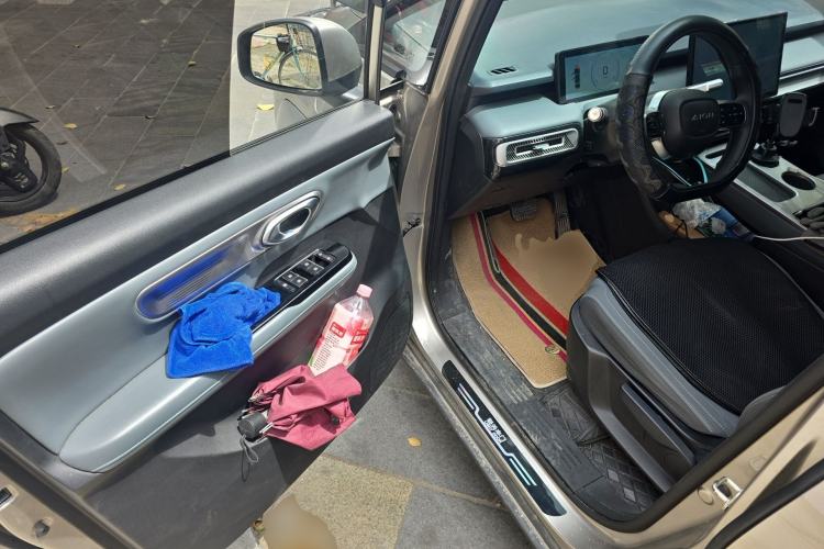 Used AION Y 2023 Plus 610 Enjoy Edition Driver Seat