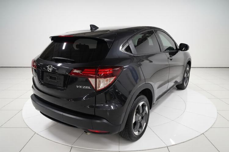 Used Honda Vezel 2017 1.8L CVT Front-Wheel Drive Pioneer Edition
