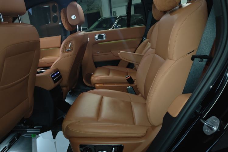 Used Li Auto L8 2023 Pro Model
