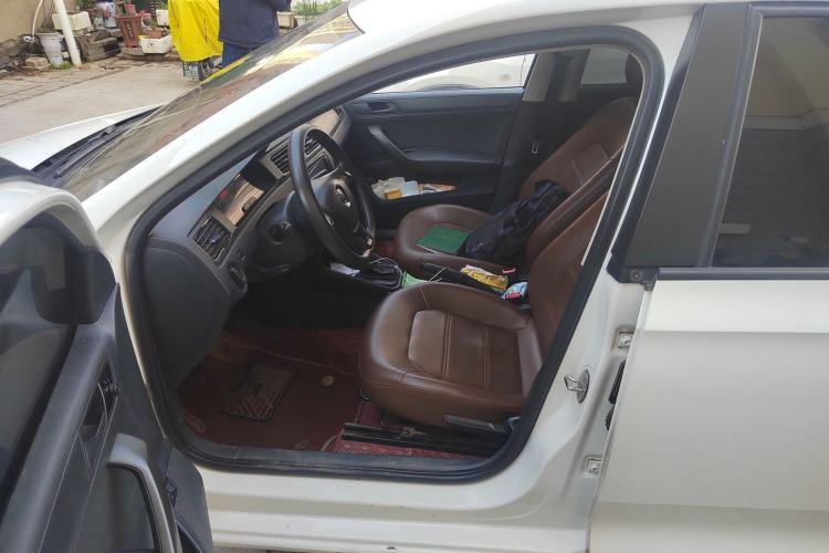 Used Volkswagen Santana 2016 1.6L Automatic Fashion Edition Left Front Seat