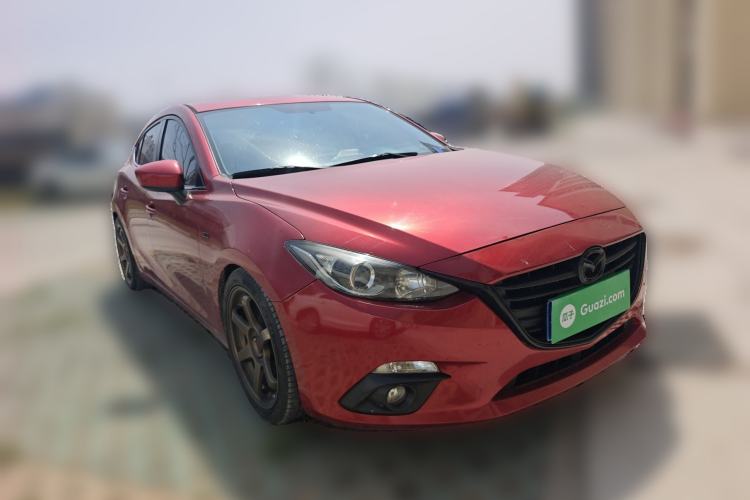 Used Mazda 3 Axela 2016 Hatchback 2.0L Automatic Sport Model
