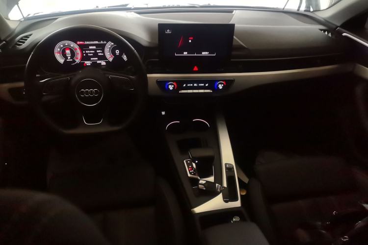 Used Audi A4L 2022 40 TFSI Luxury Dynamic Model