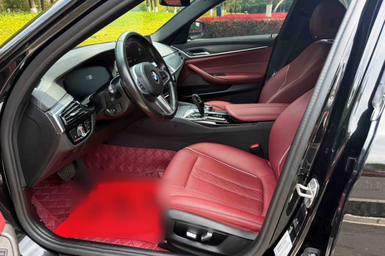 Used BMW 5 Series 2022 530Li Leading Model M Sport Package
