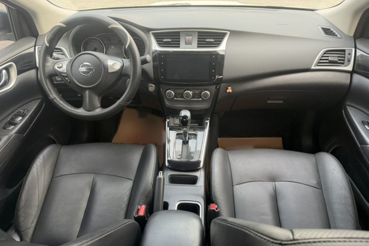Used Nissan Sylphy 2019 1.6XV CVT Smart Connect Luxury Edition China VI Standard Interior 6