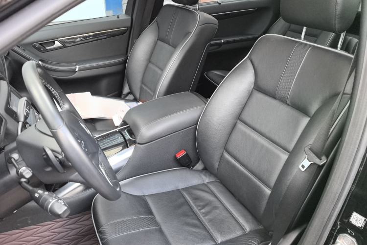 Used Mercedes-Benz R-Class 2014 R 400 4MATIC Business Model Left Front Seat