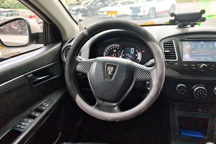 Used Roewe 350 2015 1.5L Manual Luxury Sunroof Edition