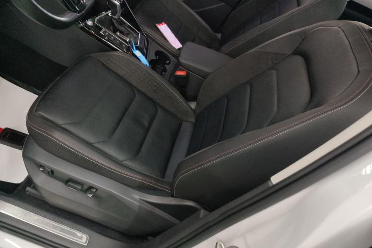 Used Volkswagen Tayron 2021 330TSI Two-Wheel Drive Luxury Smart Connectivity Version
