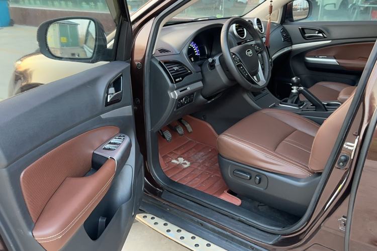 Used BYD S7 2015 1.5T Upgraded Manual Luxury Model