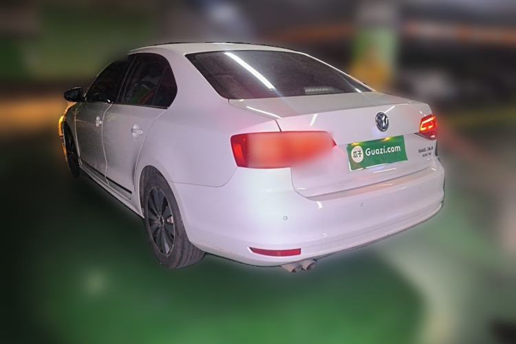 Used Volkswagen Sagitar 2015 230TSI Automatic Luxury Model Rear Left 45 Deg