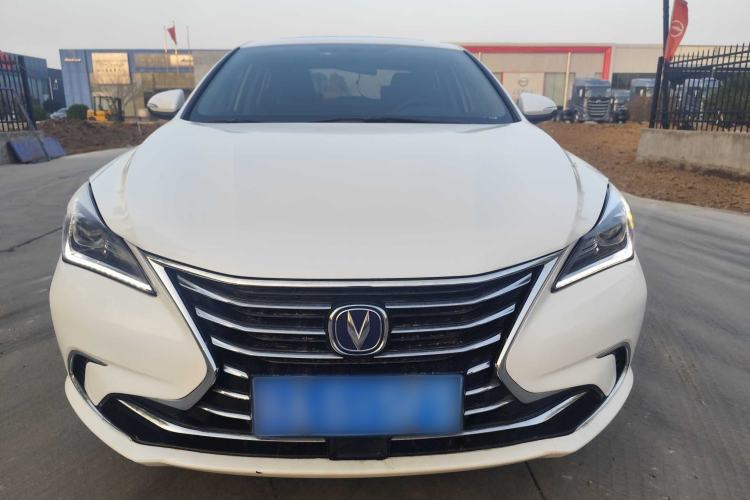 Used Changan Eado 2019 High-Energy Edition 1.6L GDI Manual Pioneer Model China VI Standard
