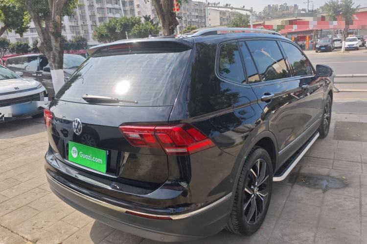 Used Volkswagen Tiguan L 2019 Revised 330TSI Automatic Two-Wheel Drive Smart & Luxury Edition China VI Standard