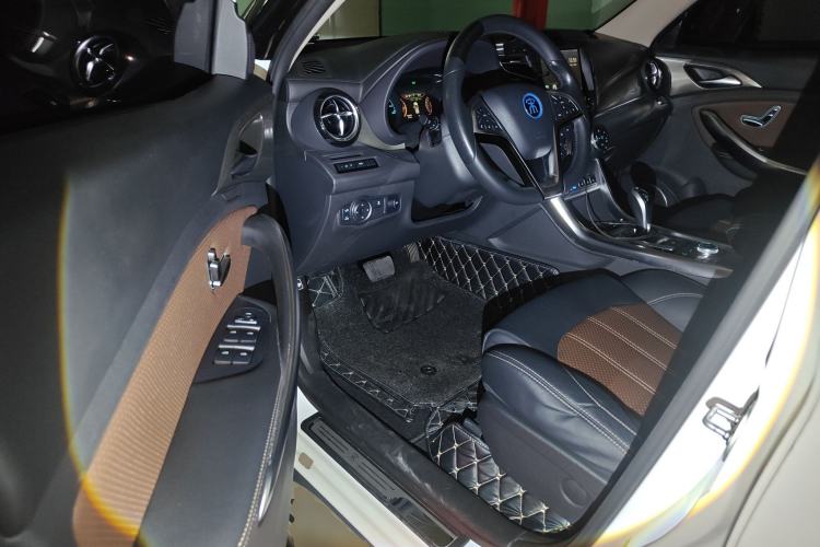 Used BYD Song New Energy 2017 Song DM 1.5TID All-Wheel Drive Luxury Model
