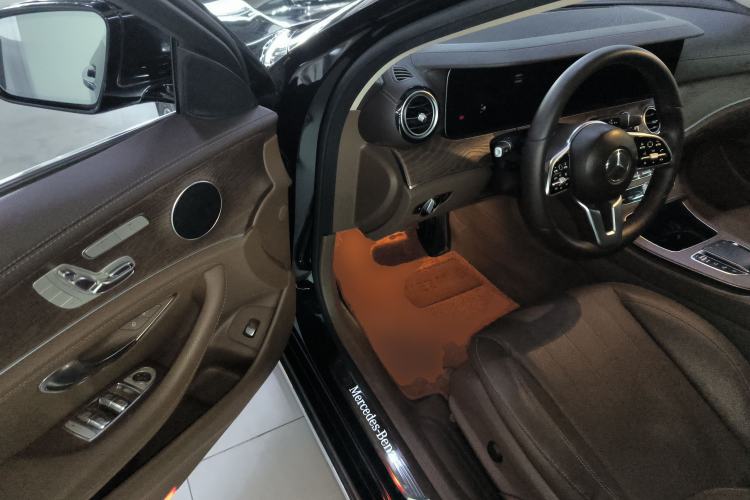 Used Mercedes-Benz E-Class 2019 E 300 L Luxury Model
