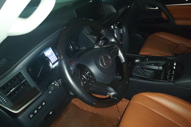 Used Lexus LX 2019 570 Prestige Luxury Edition Steering Wheel