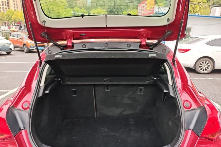 Used Buick GT 2014 XT 1.6L Automatic Fashion Edition