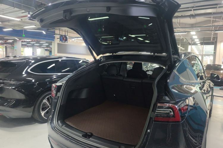 Used Tesla Model Y 2024 Rear-Wheel-Drive Version Trunk