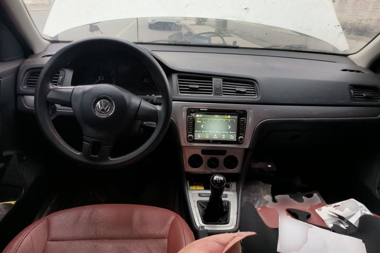 Used Volkswagen Lavida 2013 1.6L Manual Fashion Edition