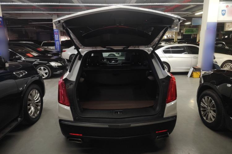 Used Cadillac XT5 2018 28E Four-Wheel Drive Tech Version
