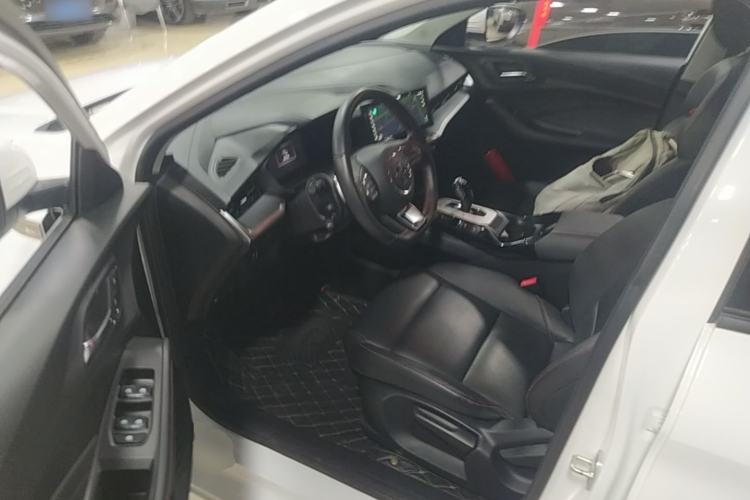 Used MG 5 2021 Revised 300TGI DCT Qingshè Luxurious Enjoyment Edition
