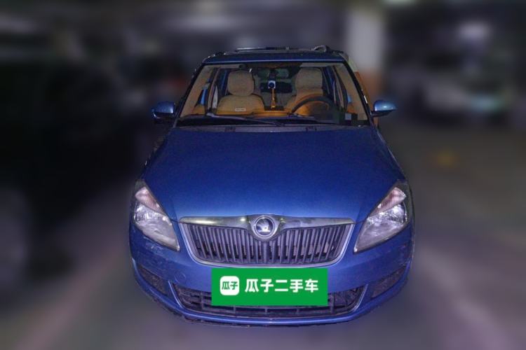 Used Skoda Fabia 2014 1.4L Automatic Crystal Edition Exterior 1