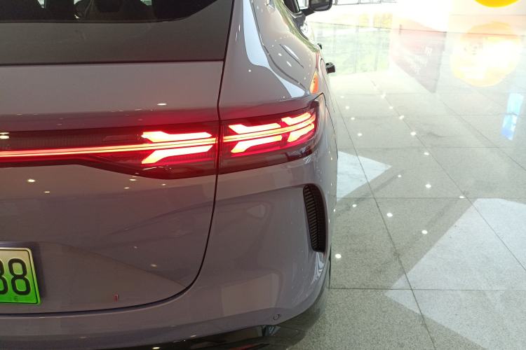 Used Denza N7 2025 630 All-Wheel Drive Intelligent Driving Dual-Laser Flagship Edition Exterior 3