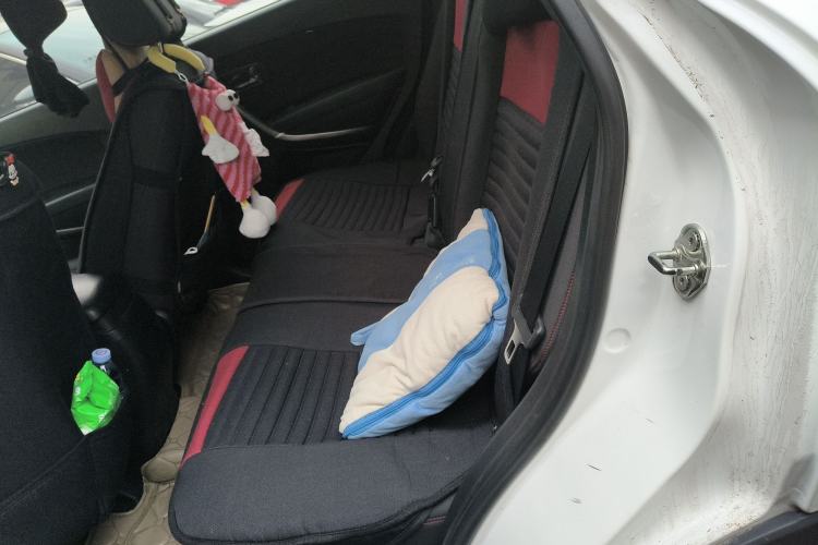 Used Bestune X80 2015 2.0L Automatic Comfort Anniversary Edition
