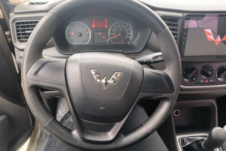 Used Wuling Hongguang V 2019 1.5L Base Version L2B